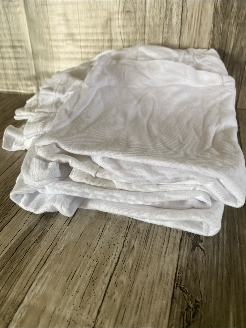 LOT OF 4– BELLA & CANVAS AND GILDEN WHITE BLANK TODDLER TEE